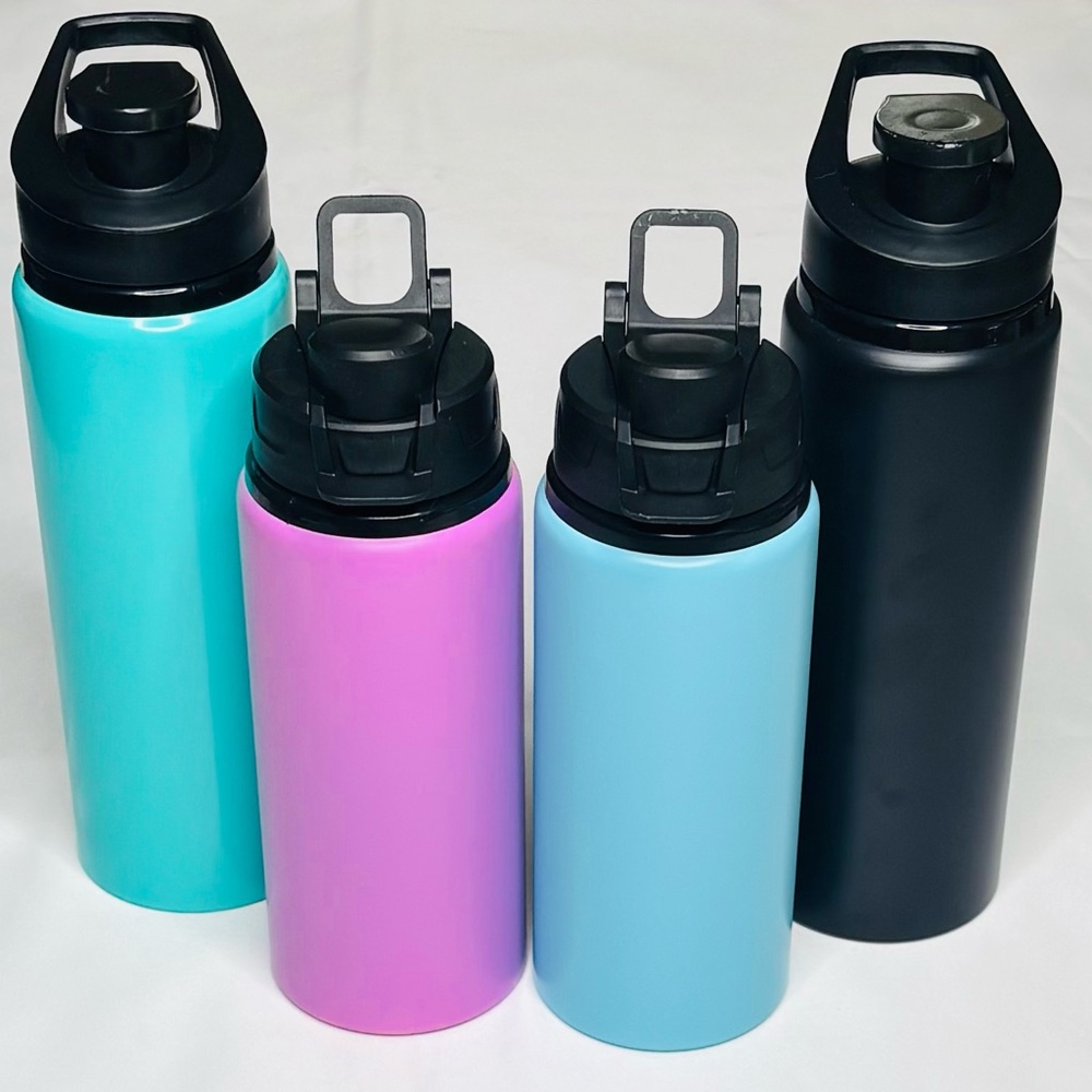 Set of 4 Aluminum Water Bottles Multi-Color 20–26 oz (3 New, 1 Gently Used)